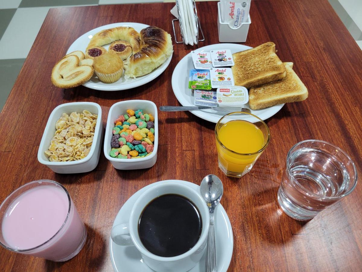 Hotel Aatrac Buenos Aires Ngoại thất bức ảnh